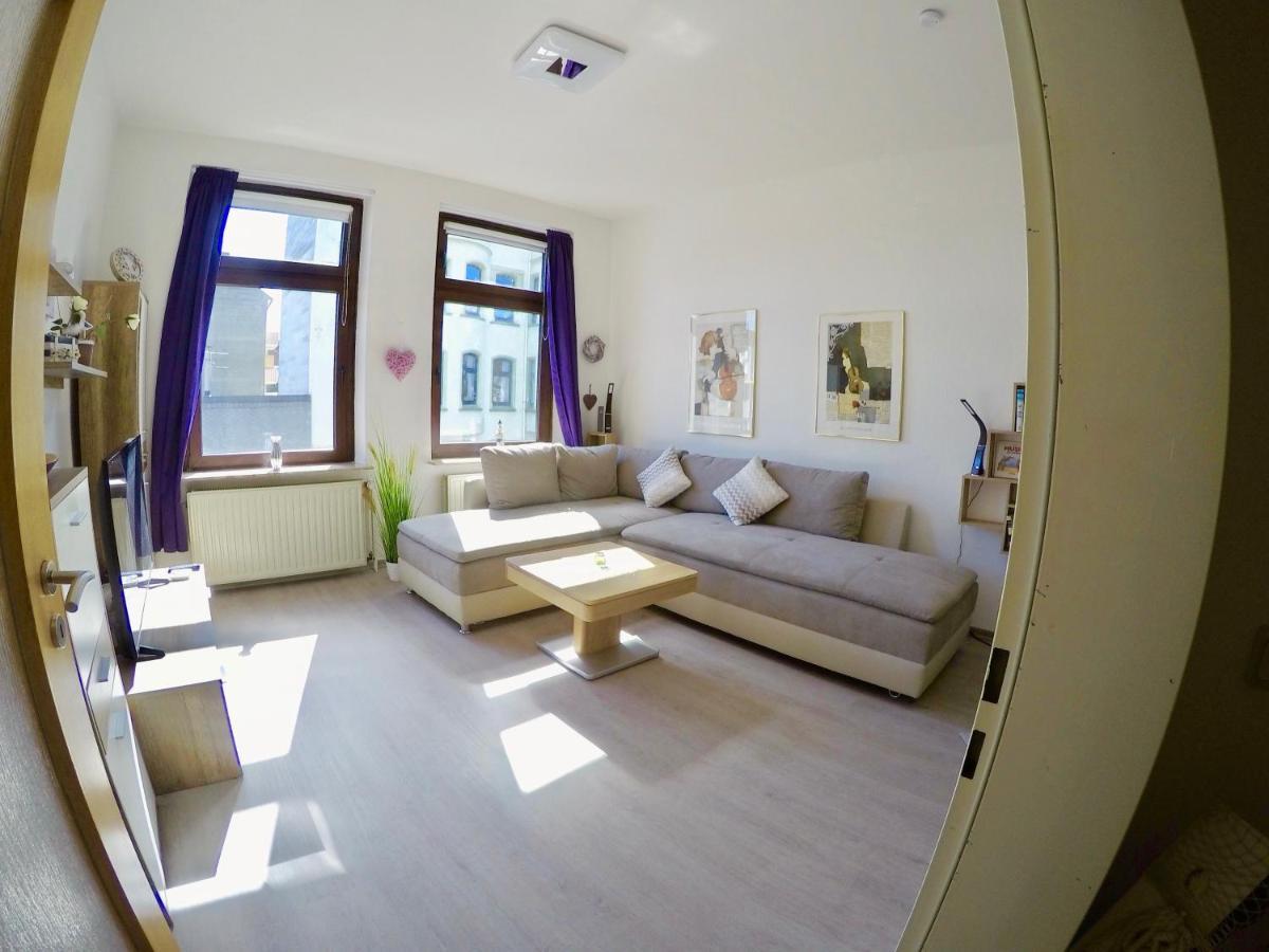 Vivid - Studioapartment Mit Balkon - Netflix - Wlan 威廉港 外观 照片