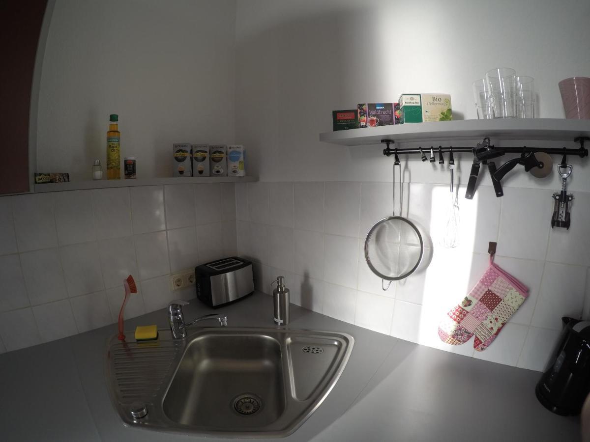 Vivid - Studioapartment Mit Balkon - Netflix - Wlan 威廉港 外观 照片