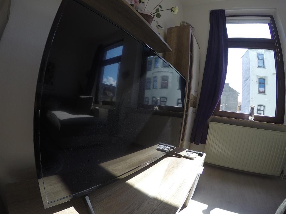 Vivid - Studioapartment Mit Balkon - Netflix - Wlan 威廉港 外观 照片